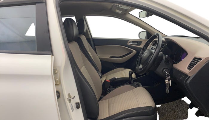 2019 Hyundai Elite i20 SPORTZ PLUS 1.2, Petrol, Manual, 96,928 km, Right Side Front Door Cabin