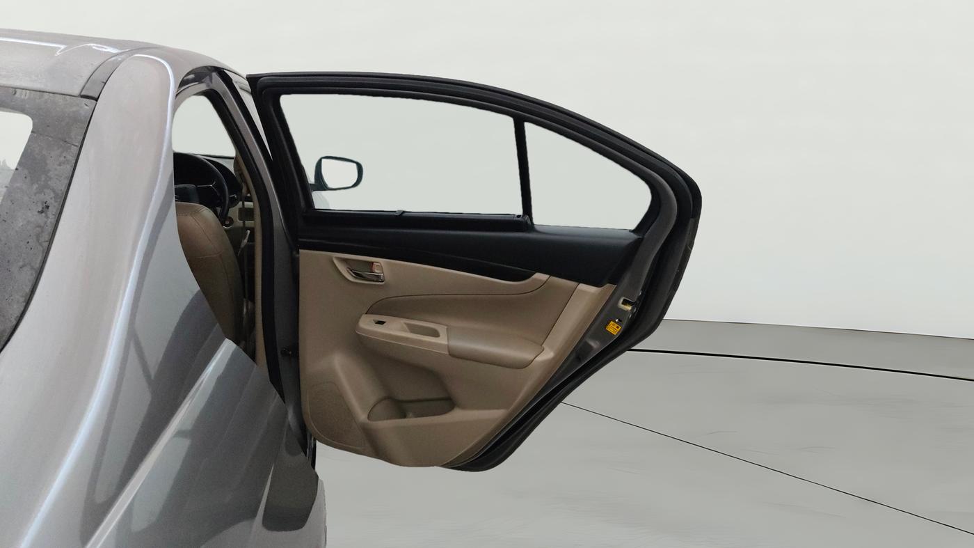 2016 Maruti Ciaz ZXI+, Petrol, Manual, 85,524 km, RHS Rear Door