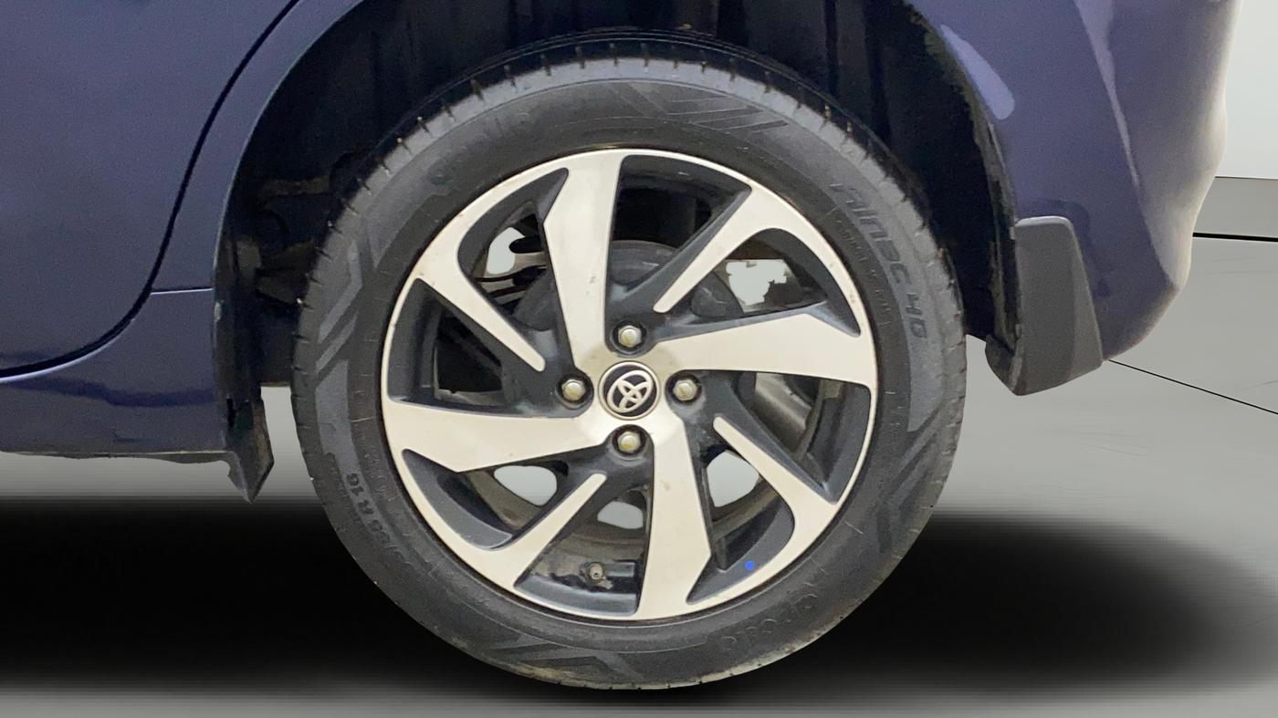 2022 Toyota Glanza V, Petrol, Manual, 48,063 km, Left Rear Wheel