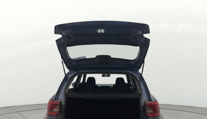 2020 Hyundai VENUE S 1.2, Petrol, Manual, 47,778 km, Boot Door Open