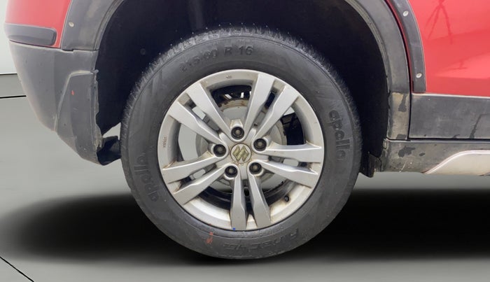 2016 Maruti Vitara Brezza ZDI PLUS DUAL TONE, Diesel, Manual, 36,733 km, Right Rear Wheel