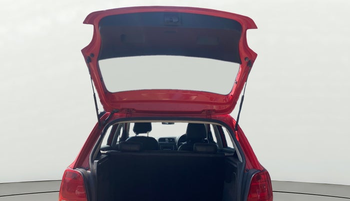 2016 Volkswagen Polo COMFORTLINE 1.2L, Petrol, Manual, 36,599 km, Boot Door Open