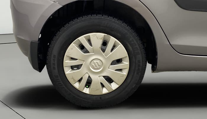 2013 Maruti Swift VDI, Diesel, Manual, 74,455 km, Right Rear Wheel