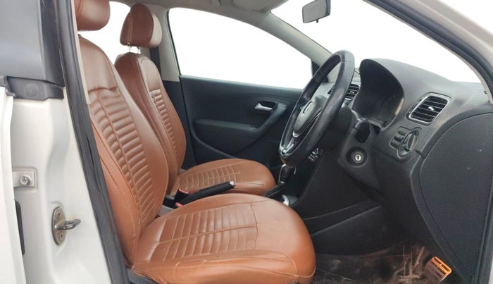 2014 Volkswagen Polo GT TSI AT, Petrol, Automatic, 99,975 km, Right Side Front Door Cabin