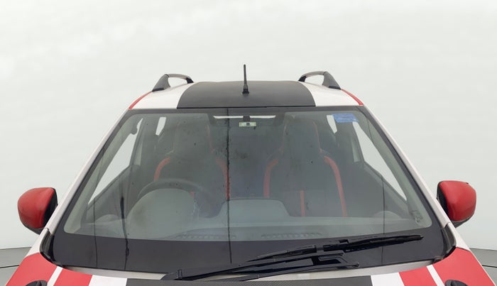 2016 Renault Kwid RXT 1.0 AMT, Petrol, Automatic, 42,049 km, Front Windshield