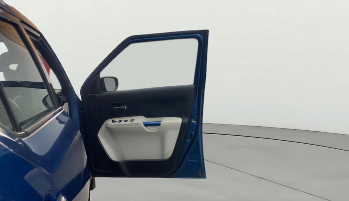 2018 Maruti IGNIS ALPHA 1.2 AMT, Petrol, Automatic, 60,523 km, RHS Front Door