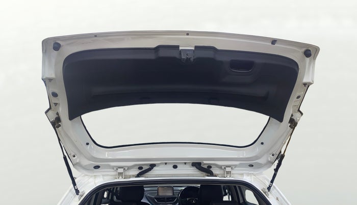 2021 Tata ALTROZ XZ DIESEL, Diesel, Manual, 59,189 km, Boot Door Open