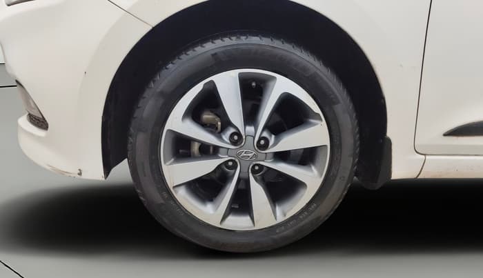 2014 Hyundai Elite i20 SPORTZ 1.2, Petrol, Manual, 63,397 km, Left Front Wheel
