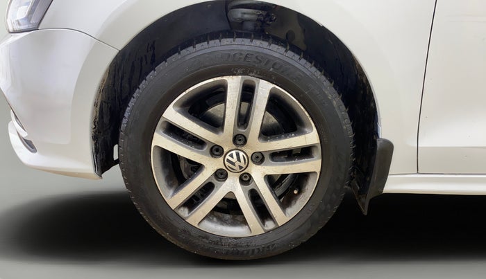 2015 Volkswagen Jetta HIGHLINE TDI, Diesel, Manual, 81,441 km, Left Front Wheel