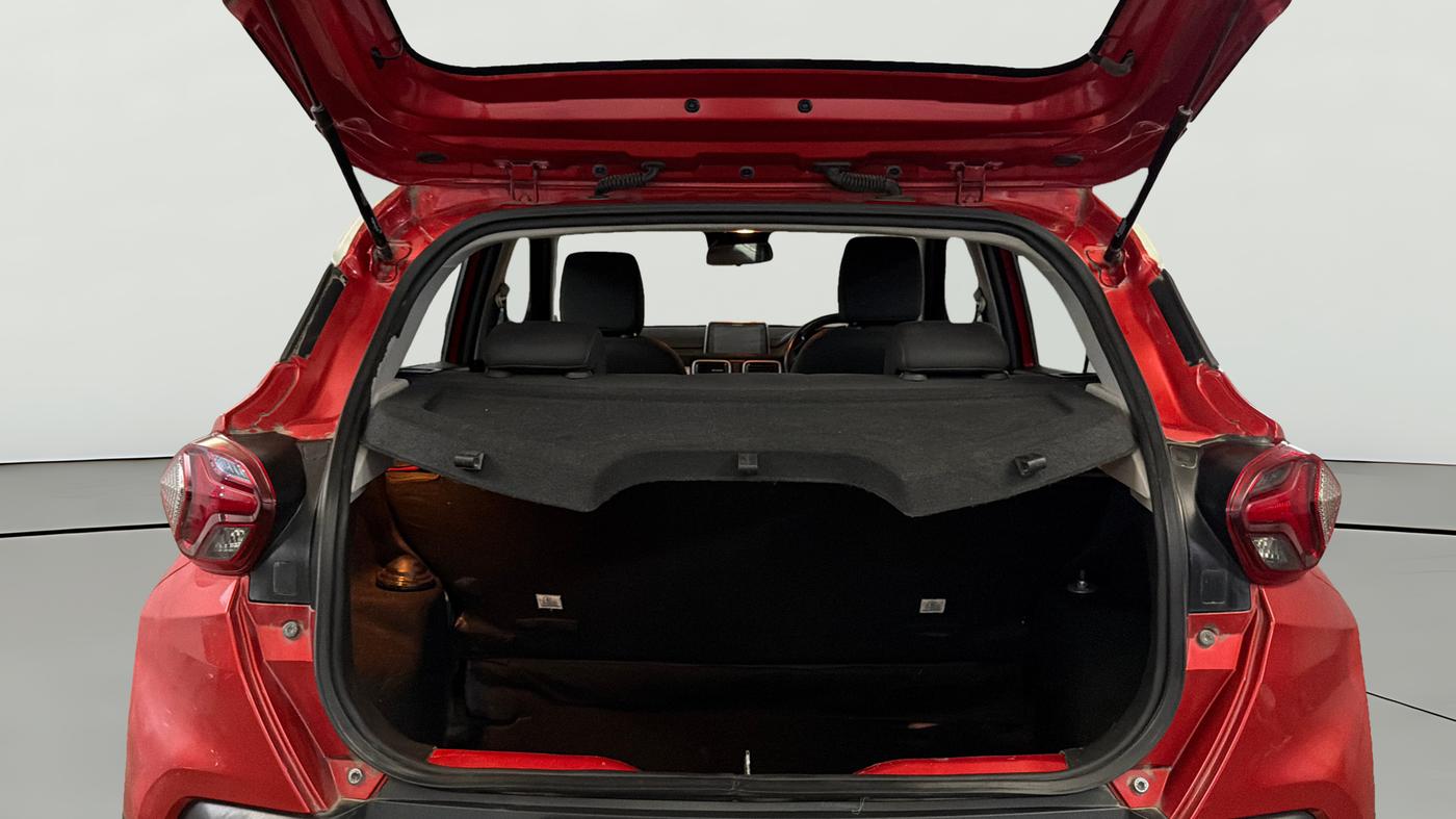 2022 Tata PUNCH  ACCOMPLISHED AMT CAMO EDITION, Petrol, Automatic, 33,734 km, Boot Open Zoomed View
