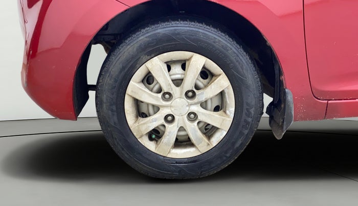 2017 Hyundai Eon ERA PLUS (O), Petrol, Manual, 33,154 km, Left Front Wheel