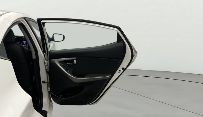 2016 Hyundai New Elantra 1.8 SX AT VTVT, Petrol, Automatic, 1,05,897 km, RHS Rear Door