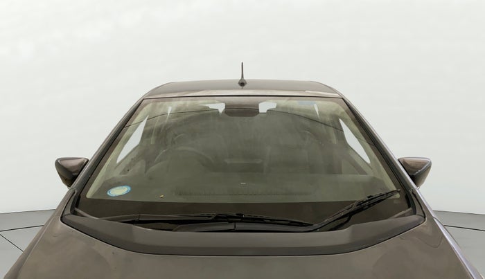 2023 Tata ALTROZ XZA, Petrol, Automatic, 32,303 km, Front Windshield