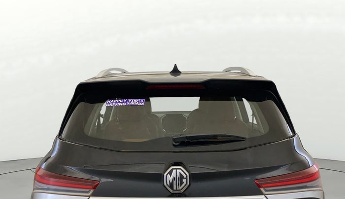 2022 MG HECTOR PLUS SHARP 1.5 PETROL TURBO CVT 6-STR, Petrol, Automatic, 32,789 km, Rear Windshield