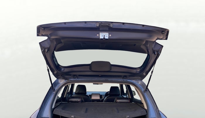 2020 Hyundai VENUE SX 1.0 TURBO, Petrol, Manual, 48,521 km, Boot Door Open