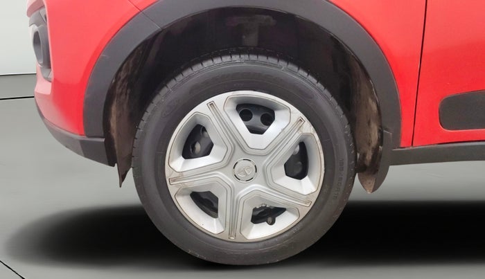 2021 Tata NEXON XMA SUNROOF PETROL, Petrol, Automatic, 43,003 km, Left Front Wheel