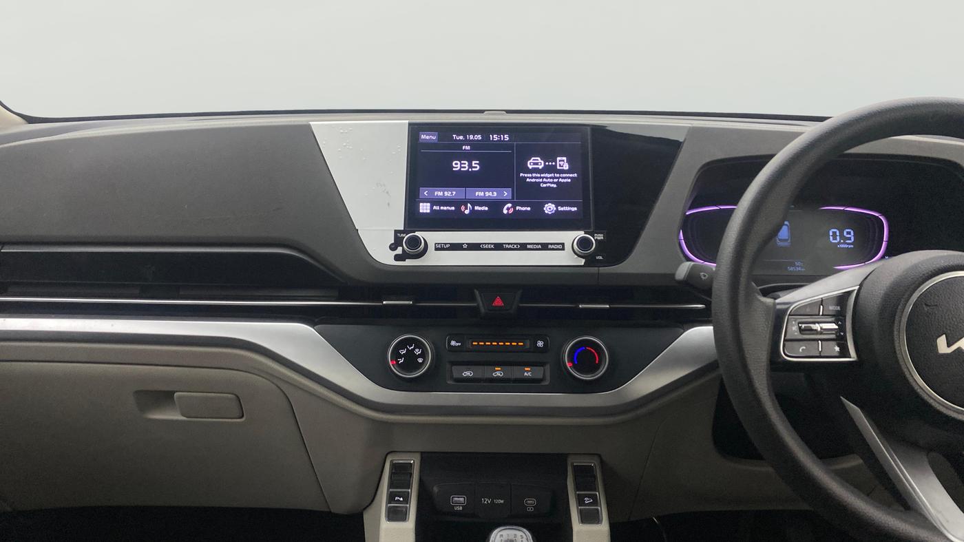 2022 KIA CARENS PRESTIGE 1.4 PETROL 7 STR, Petrol, Manual, 58,513 km, Air Conditioner