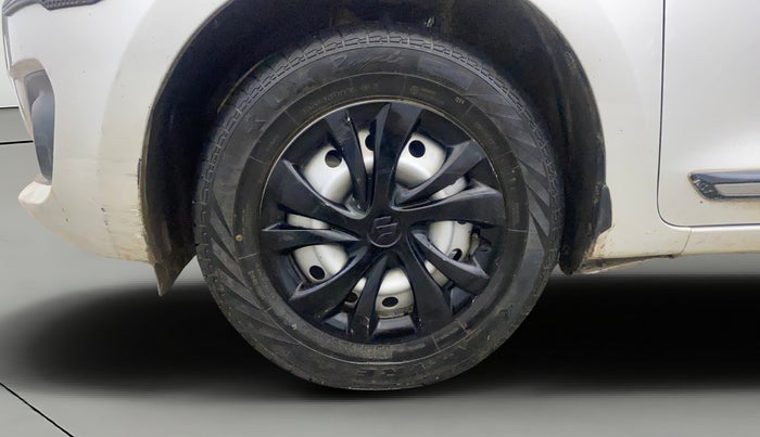 2023 Maruti Swift LXI, Petrol, Manual, 12,722 km, Left Front Wheel