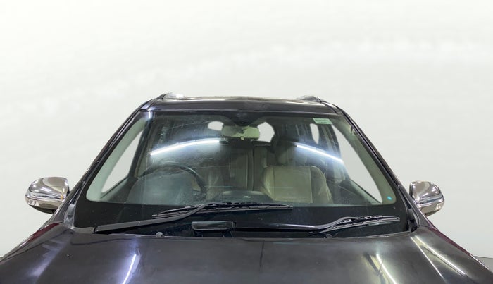 2017 Mahindra XUV500 W10 AT, Diesel, Automatic, 93,439 km, Front Windshield