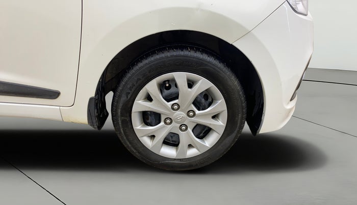 2015 Hyundai Grand i10 SPORTZ 1.2 KAPPA VTVT, Petrol, Manual, 20,964 km, Right Front Wheel