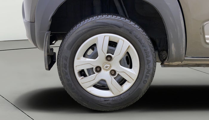 2018 Renault Kwid RXT 1.0 (O), Petrol, Manual, 50,239 km, Right Rear Wheel