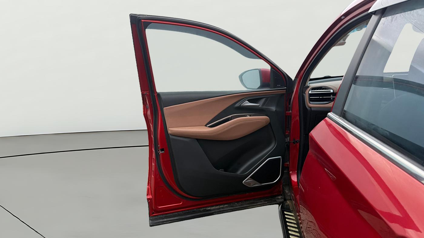 2023 MG HECTOR PLUS SAVVY PRO 1.5 TURBO CVT 6 STR, Petrol, Automatic, 15,647 km, LHS Front Door