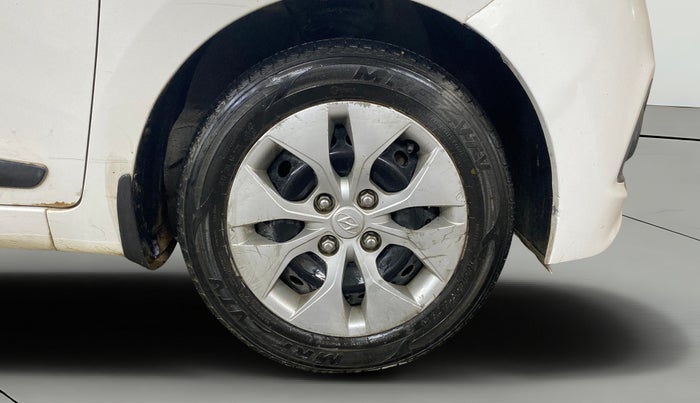 2014 Hyundai Xcent S 1.2, Petrol, Manual, 97,069 km, Right Front Wheel