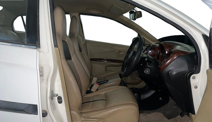 2014 Honda Amaze 1.2L I-VTEC EX, Petrol, Manual, 54,534 km, Right Side Front Door Cabin