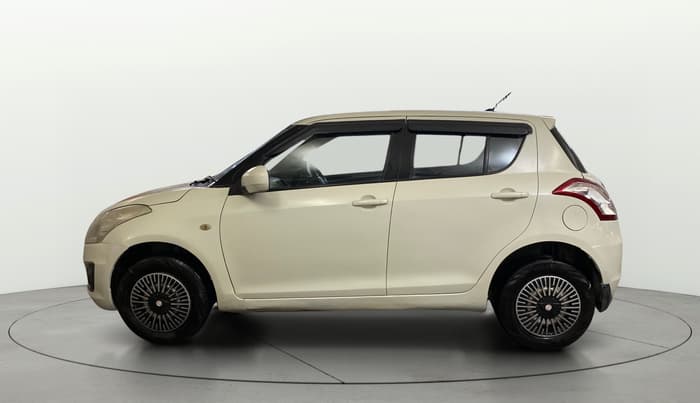 2016 Maruti Swift LXI (O), CNG, Manual, 66,959 km, Left Side