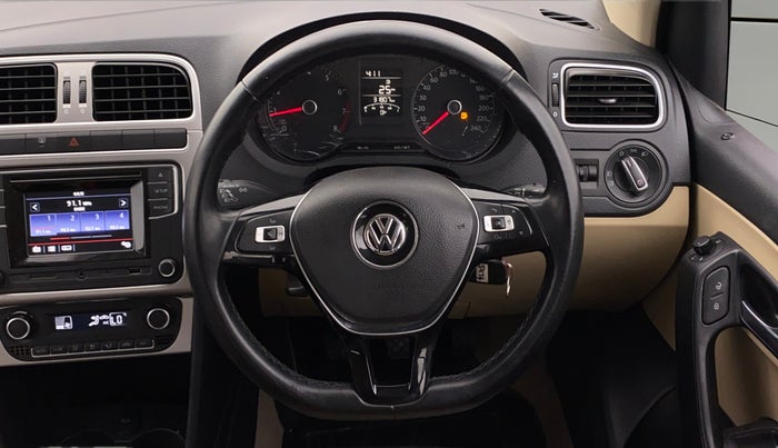 2016 Volkswagen Polo HIGHLINE1.2L, Petrol, Manual, 31,803 km, Steering Wheel Close Up