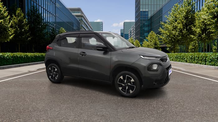 2025 Tata PUNCH Creative Plus AMT, Petrol, Automatic, 16,976 km, Right Front Diagonal