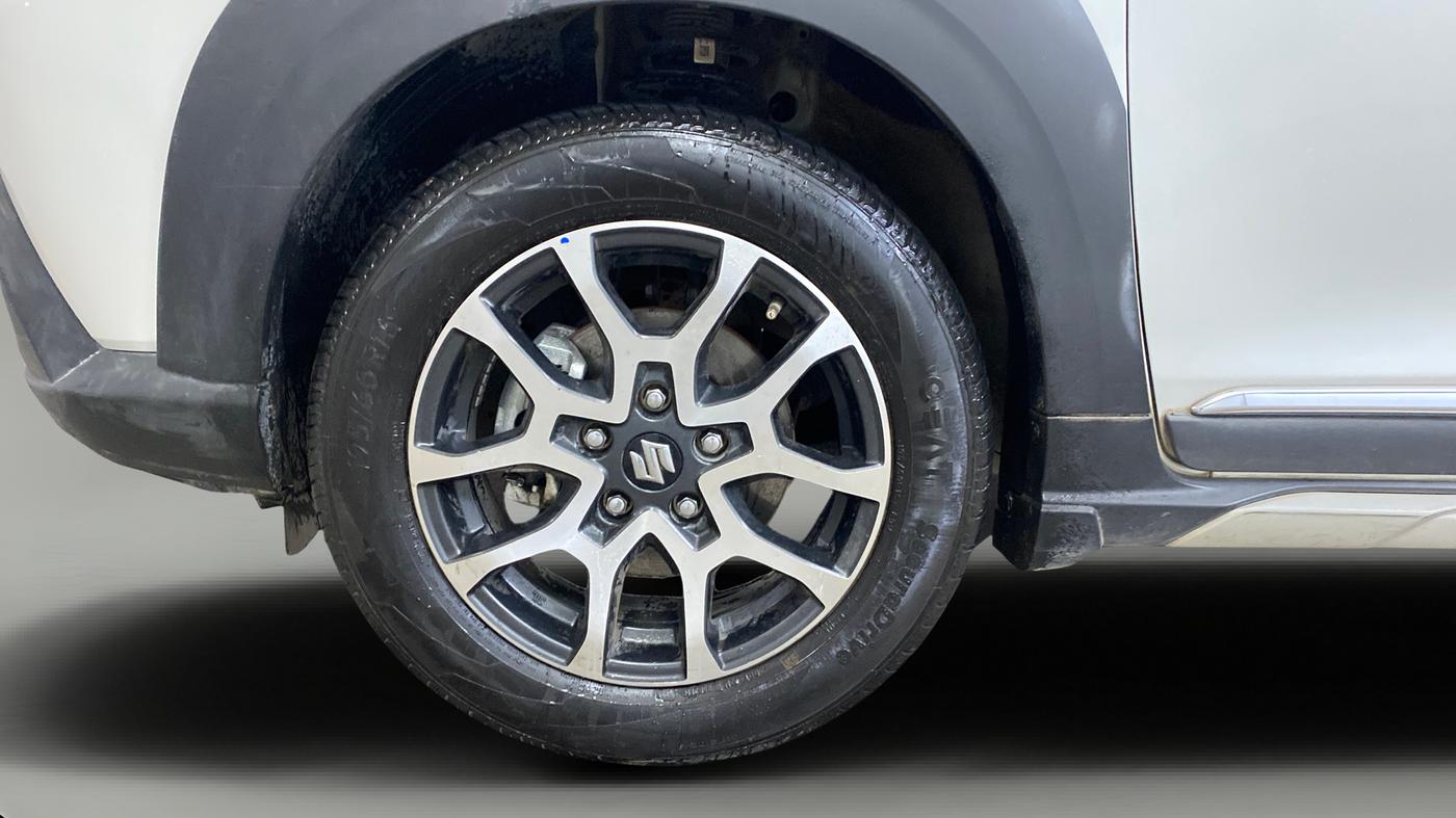 2023 Maruti XL6 ZETA AT, Petrol, Automatic, 81,155 km, Left Front Wheel