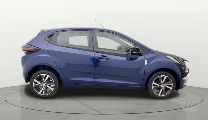 2022 Tata ALTROZ XZ PETROL, Petrol, Manual, 19,775 km, Right Side View