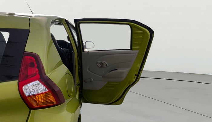 2016 Datsun Redi Go T (O), Petrol, Manual, 69,493 km, RHS Rear Door