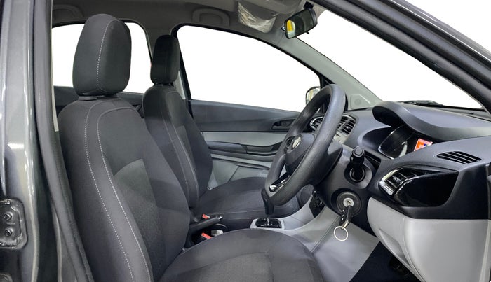 2024 Tata Tiago XTA PETROL, Petrol, Automatic, 19,056 km, Right Side Front Door Cabin