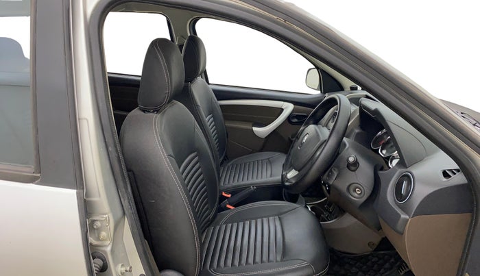 2016 Renault Duster RXL PETROL, Petrol, Manual, 23,020 km, Right Side Front Door Cabin