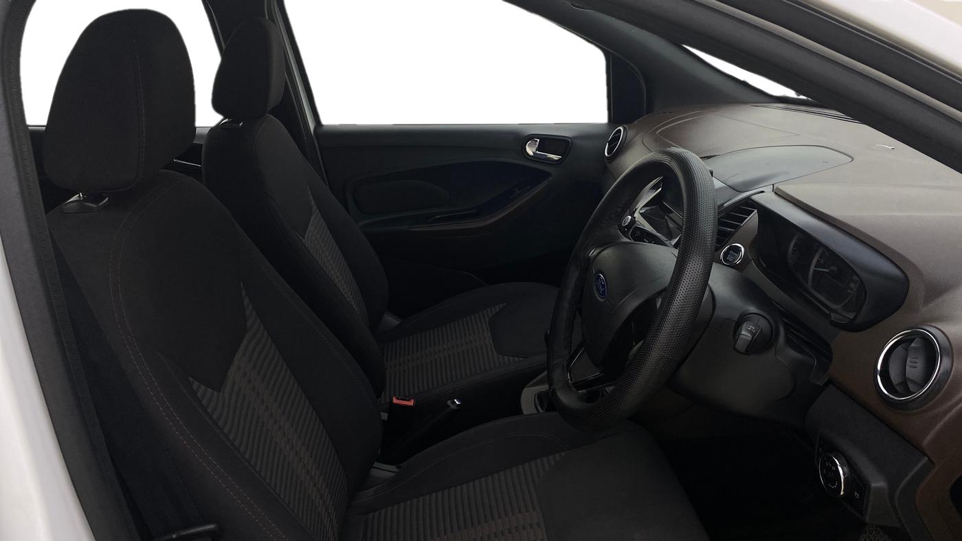 2018 Ford FREESTYLE TITANIUM 1.2 PETROL, Petrol, Manual, 1,24,928 km, Right Side Front Door Cabin