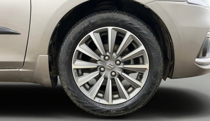 2020 Maruti Ciaz ALPHA  AT 1.5 SHVS PETROL, Petrol, Automatic, 84,279 km, Right Front Wheel