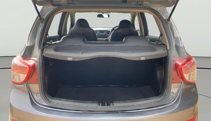 2016 Hyundai Grand i10 SPORTZ 1.2 KAPPA VTVT, Petrol, Manual, 79,534 km, Boot Open Zoomed View