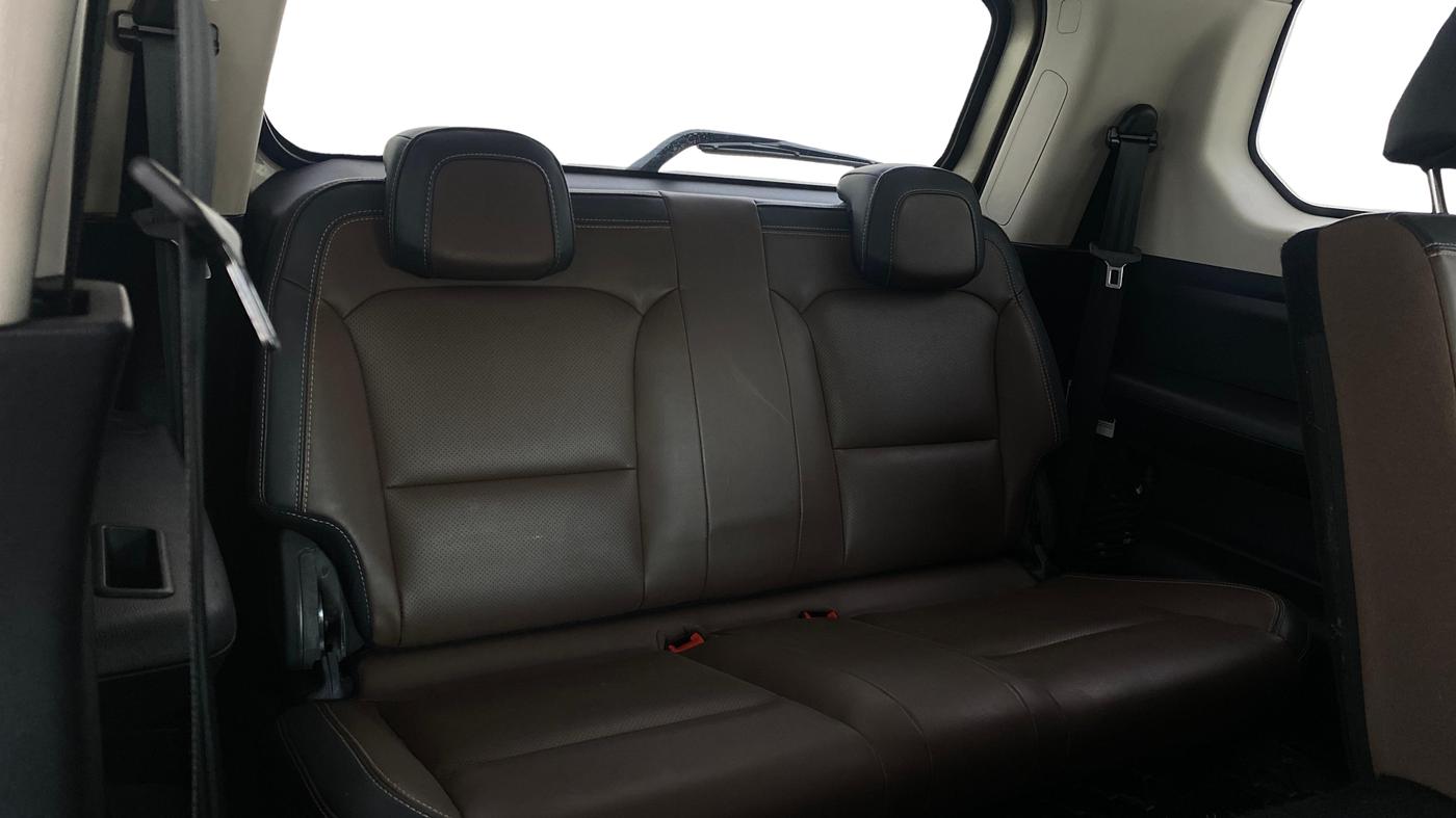 2023 Mahindra SCORPIO-N Z8 L PETROL MT 7 STR, Petrol, Manual, 20,542 km, Third Seat Row ( optional )