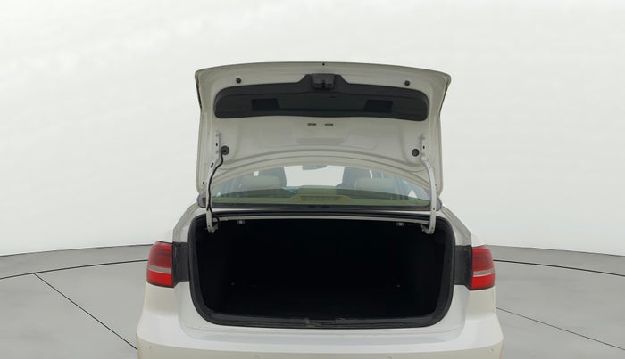 2015 Volkswagen Jetta HIGHLINE TDI, Diesel, Manual, 81,441 km, Boot Door Open