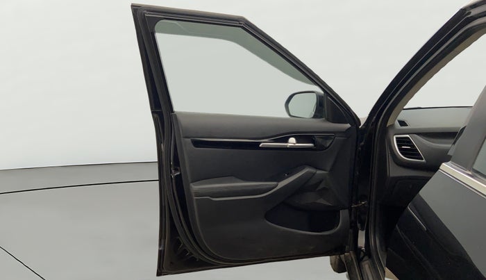 2020 KIA SELTOS HTX ANNIVERSARY EDITION 1.5 PETROL, Petrol, Manual, 27,844 km, LHS Front Door