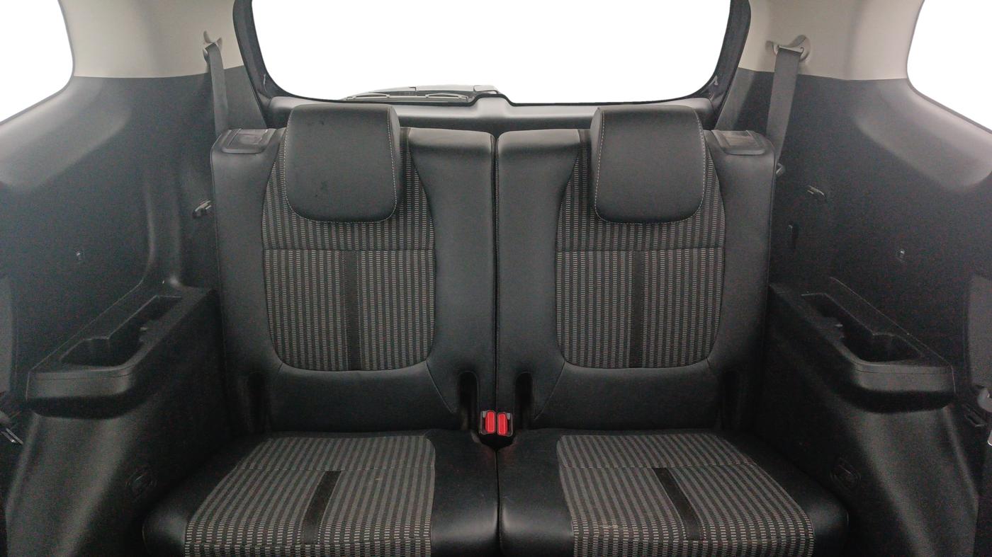 2023 KIA CARENS PRESTIGE PLUS 1.5 PETROL DCT 7 STR, Petrol, Automatic, 15,577 km, Third Seat Row ( optional )