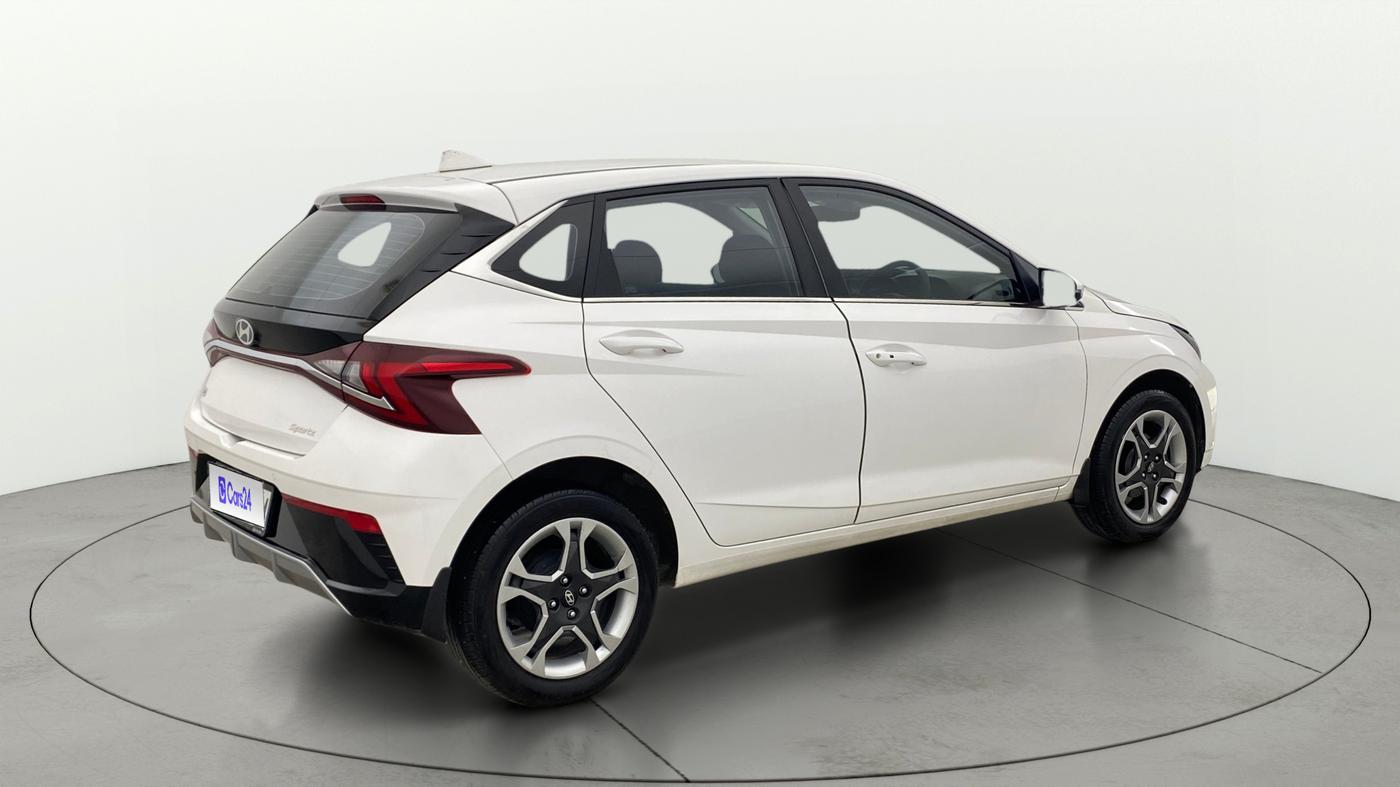 2025 Hyundai NEW I20 SPORTZ 1.2 MT, Petrol, Manual, 6,207 km, Right Back Diagonal