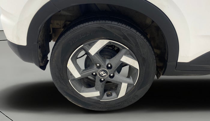 2020 Hyundai VENUE SX 1.0 (O) TURBO IMT, Petrol, Manual, 18,570 km, Right Rear Wheel