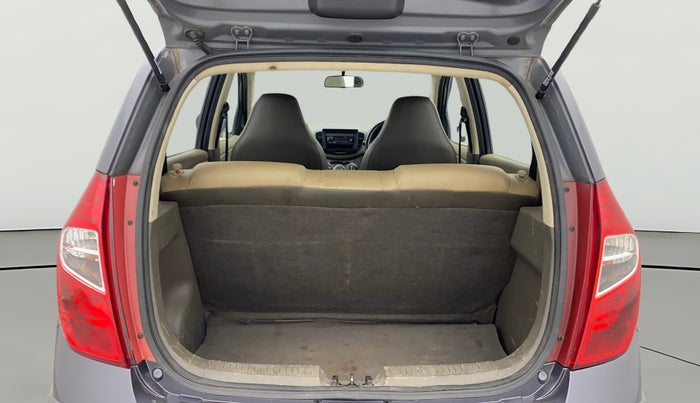 2016 Hyundai i10 MAGNA 1.1, Petrol, Manual, 60,445 km, Boot Open Zoomed View