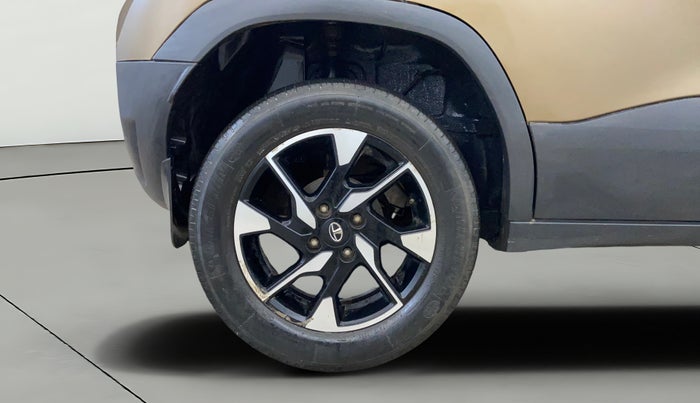 2022 Tata PUNCH ACCOMPLISHED MT, Petrol, Manual, 72,738 km, Right Rear Wheel