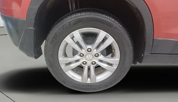 2016 Maruti Vitara Brezza ZDI, Diesel, Manual, 66,687 km, Right Rear Wheel