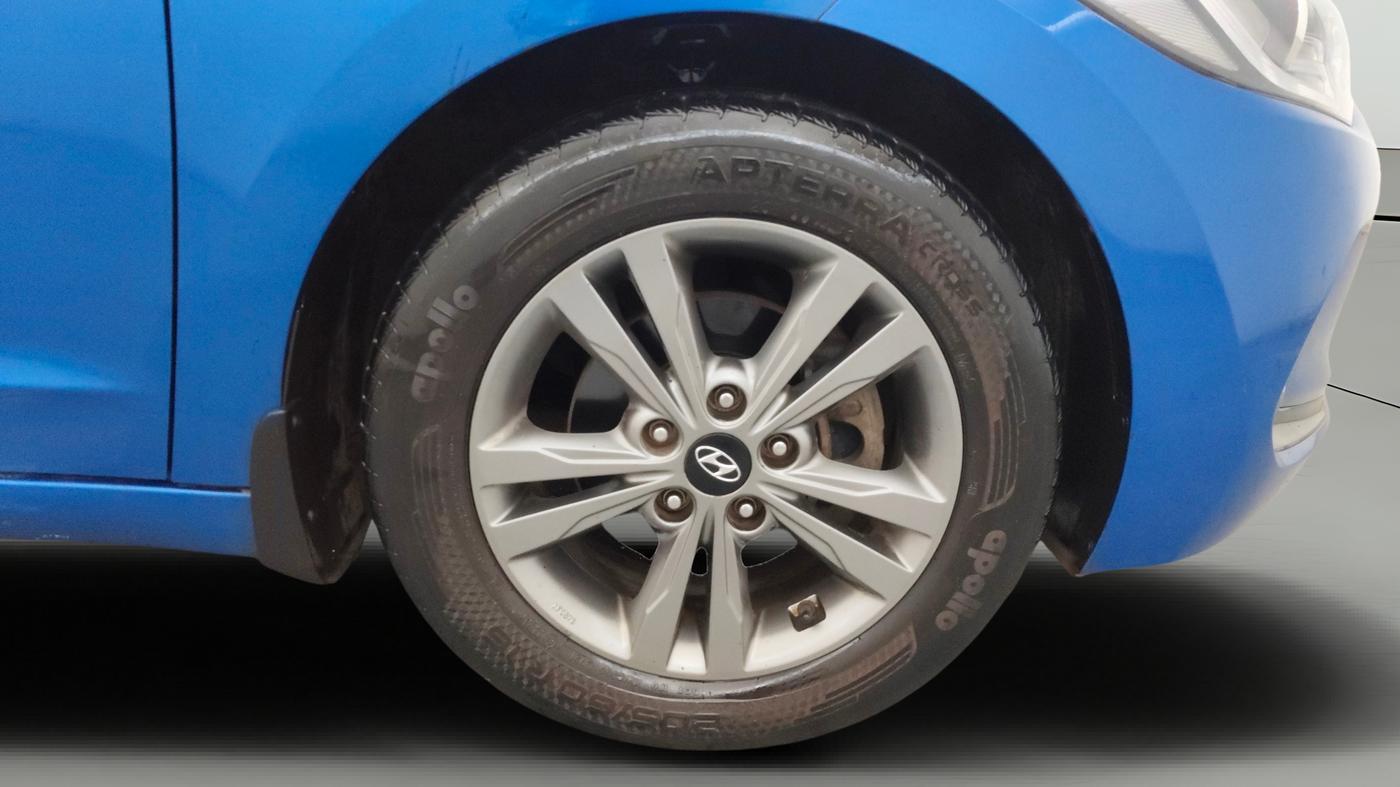 2019 Hyundai New Elantra 2.0 SX(O) AT PETROL, Petrol, Automatic, 38,824 km, Right Front Wheel