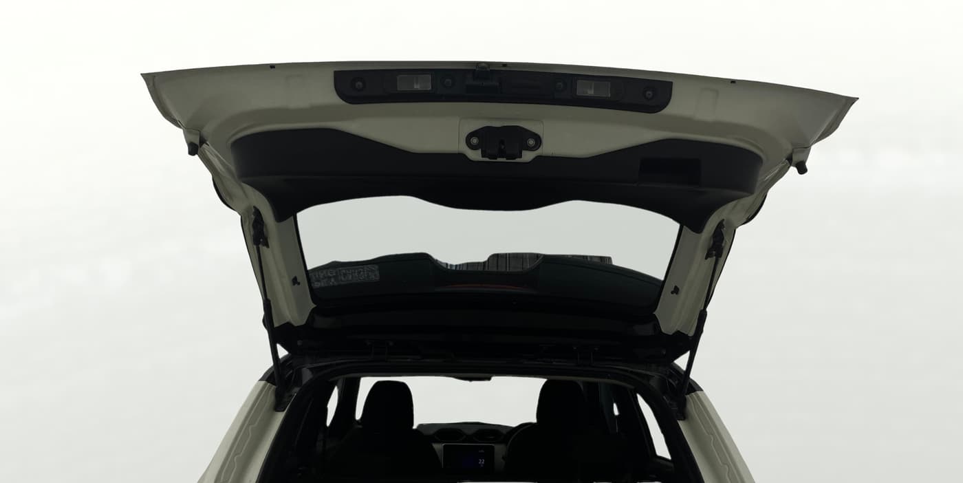 2021 Nissan MAGNITE XV TURBO CVT DUAL TONE, Petrol, Automatic, 72,369 km, Boot Door Open